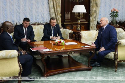 Лукашенко предлагает Экваториальной Гвинее создать совместную производственную базу