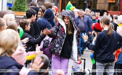 Сменить обстановку, отдохнуть и зарядиться эмоциями. Детей из Донбасса встретили в Брестской области