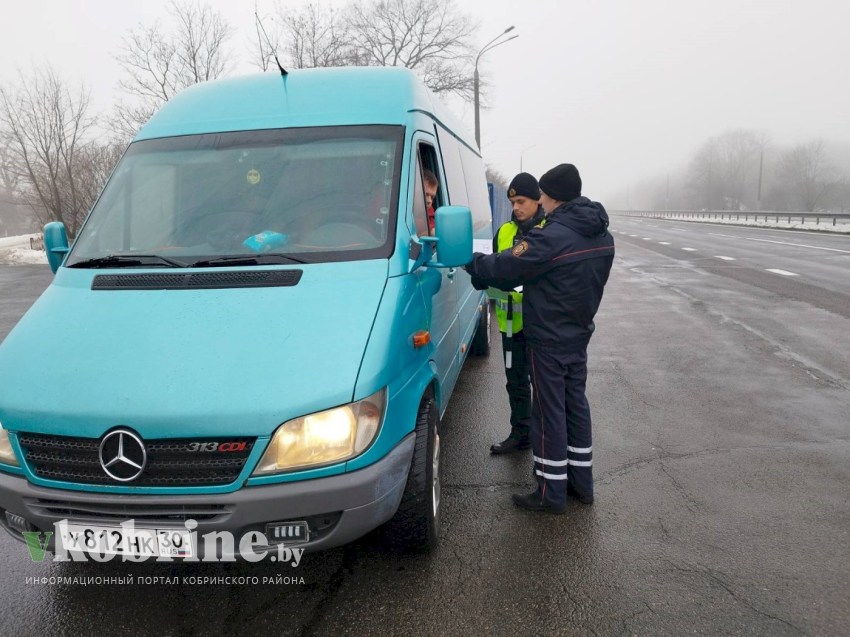 Госавтоинспекция Кобринского РОВД напомнила водителям Правила дорожного движения