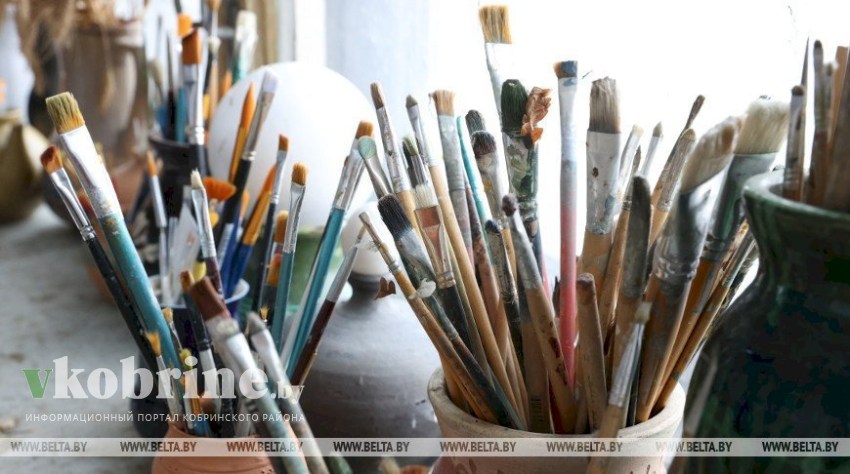 Конкурс детского рисунка «Нам мир завещано беречь» объявлен в Беларуси