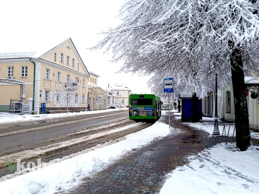 ГАИ предупреждает о возможных осложнениях дорожной обстановки из-за перепадов температуры