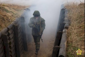 Гвардейцы 11-й мехбригады на базе Кобринского укрепрайона отработали ведение обороны