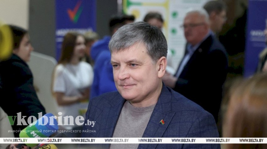 Луцкий: личное общение и встречи учат молодежь делать свой выбор