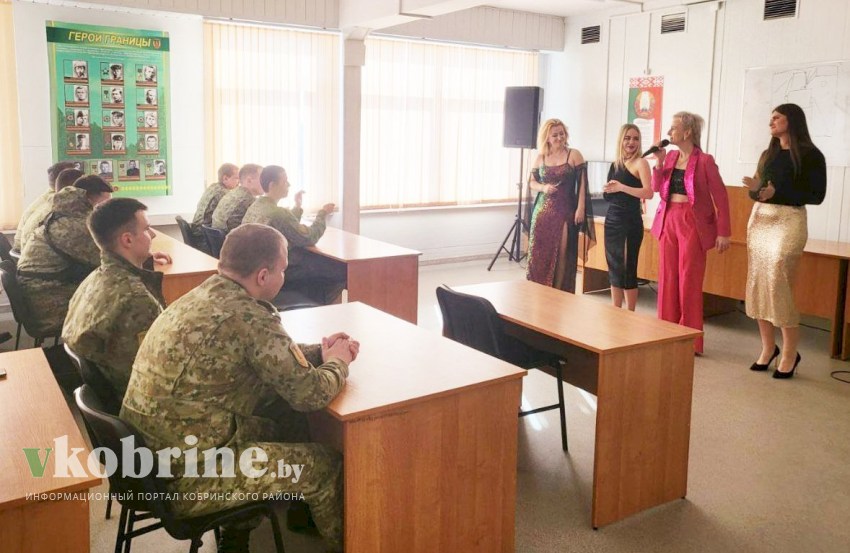Душевный подарок для стражей границы: артистки Кобринской клубной системы посетили погранзаставу «Дивин»
