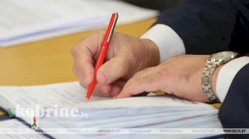 Нотариусы Беларуси 15 марта будут консультировать бесплатно