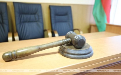 Рисовали граффити для наркомагазина за дозу: суд Кобринского района вынес приговор троим брестчанам