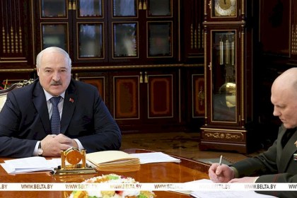 Лукашенко требует от КГБ решительно пресекать деятельность иностранных спецслужб на территории Беларуси