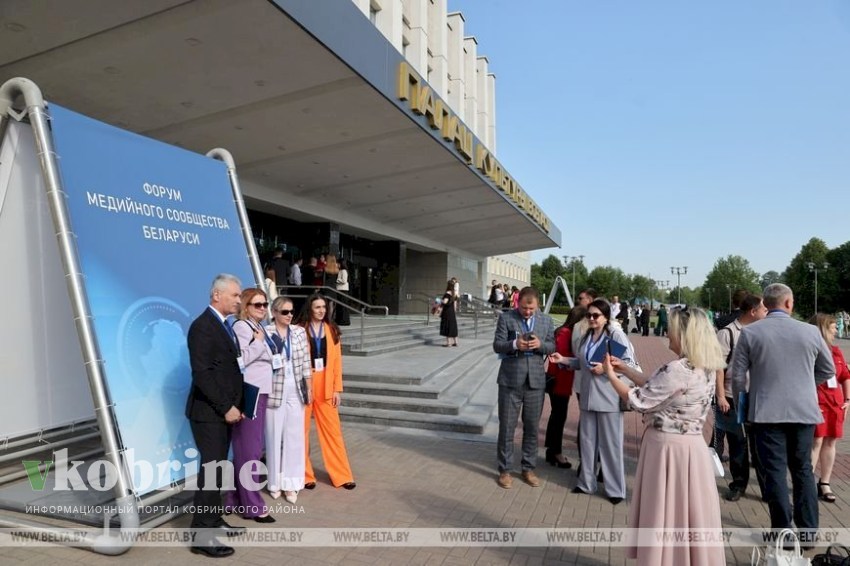 Марков о работе СМИ: мы не просто должны бороться с новыми вызовами, мы должны их побеждать