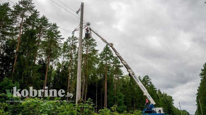 Минэнерго: за сутки электроснабжение нарушалось в 1917 населенных пунктах