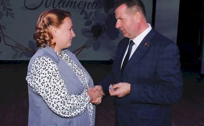 День матери. Торжественное мероприятие во Дворце культуры г. Кобрина