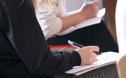 Это как в самолете: «Сначала маску на себя, потом на ребенка». В Кобрине прошел тренинг по психологической самопомощи для родителей