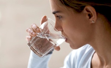 Правда ли, что в холодное время года организм теряет меньше жидкости