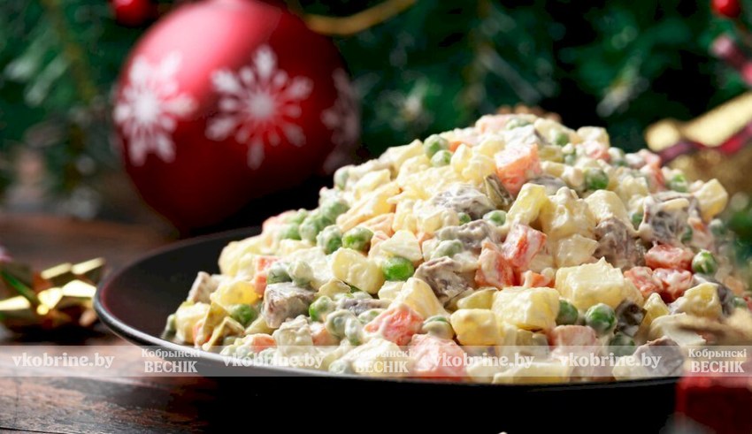 Специалист рассказала, как долго можно хранить новогодние салаты