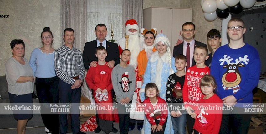 Акция «Наши дети» на Кобринщине пришла в детские дома семейного типа 