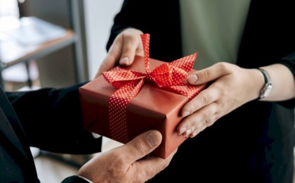 Подарок не подошел? Эксперт объяснила, как вернуть товар без чека