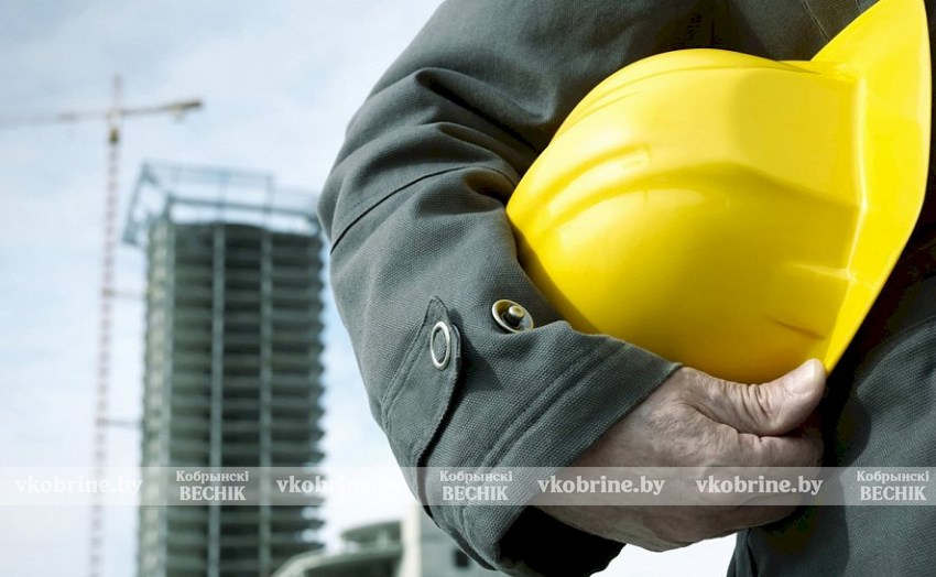 Погиб подчиненный сотрудник на стройке: прокуратура Кобринского района направила уголовное дело в суд