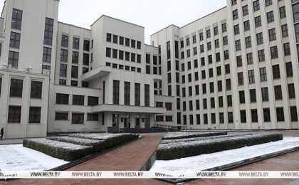 Правительство скорректировало размеры возмещения расходов при командировках за границу