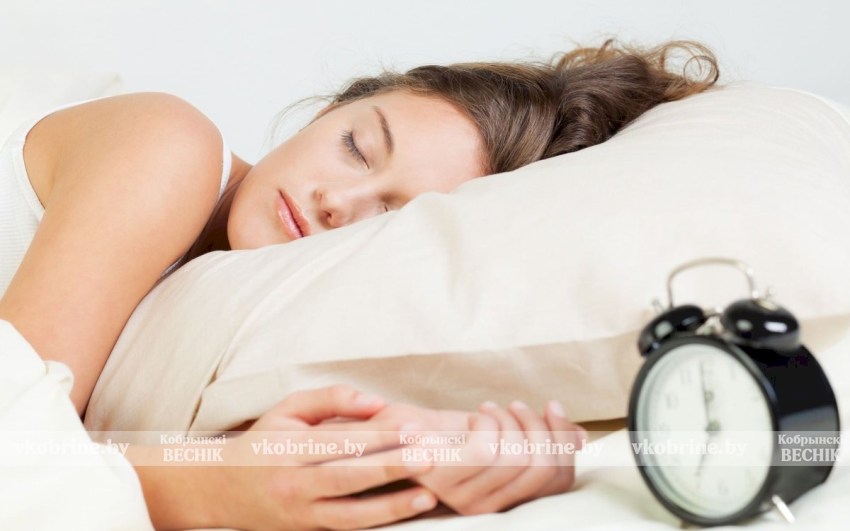Вещие сны — мистика, а храп сокращает годы жизни? О правдах и мифах рассказал сомнолог