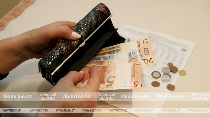 Сколько белорусы будут платить за свет, газ и тепло в 2025 году, рассказали в МАРТ