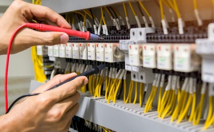 Как безопасно использовать электроустановки: что можно и что нельзя?!