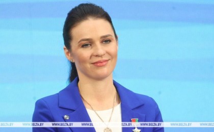 Год спустя: где сейчас работает первая женщина-космонавт Беларуси Марина Василевская  