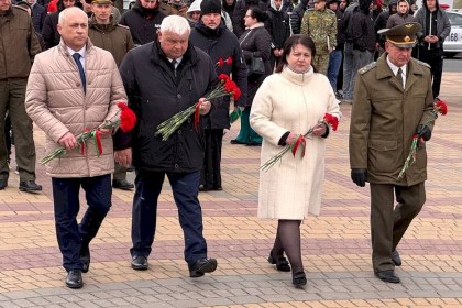 День призывника - повестки выдавались в присутствии военного оркестра