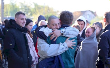 Новобранцы отправились сегодня исполнять долг перед Родиной - на Кобринщине продолжается призывная кампания