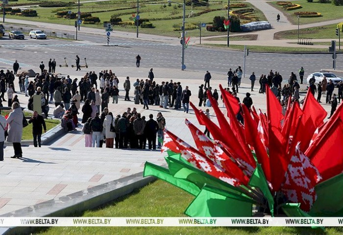 В Беларуси празднуют День Государственного флага, Государственного герба и Государственного гимна