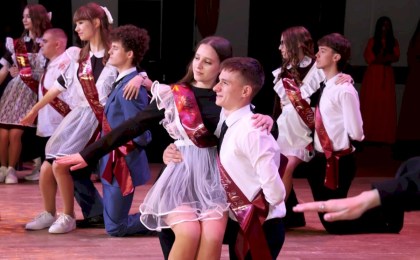 В добрый путь, выпускники Кобринщины!