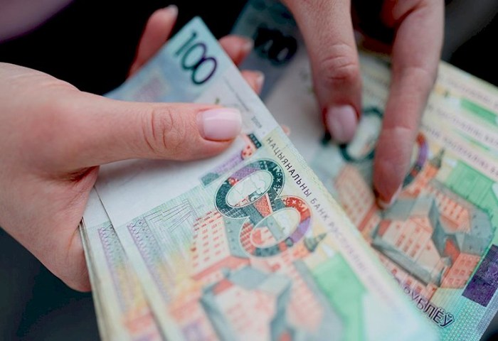 Кто в Беларуси может сразу получить почти 7 тыс. рублей
