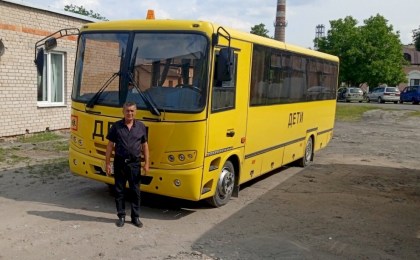 Водитель школьного автобуса Хидринской средней школы Эдуард Бонецкий: «Дети – это самый ценный «груз»»