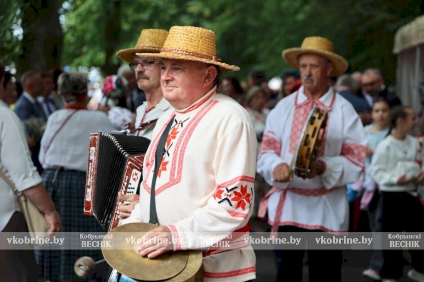 Праздничное настроение повсюду! 