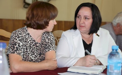 «Суверенитет - это честный труд каждого гражданина» - будни парламентария Полины Василюк в округе