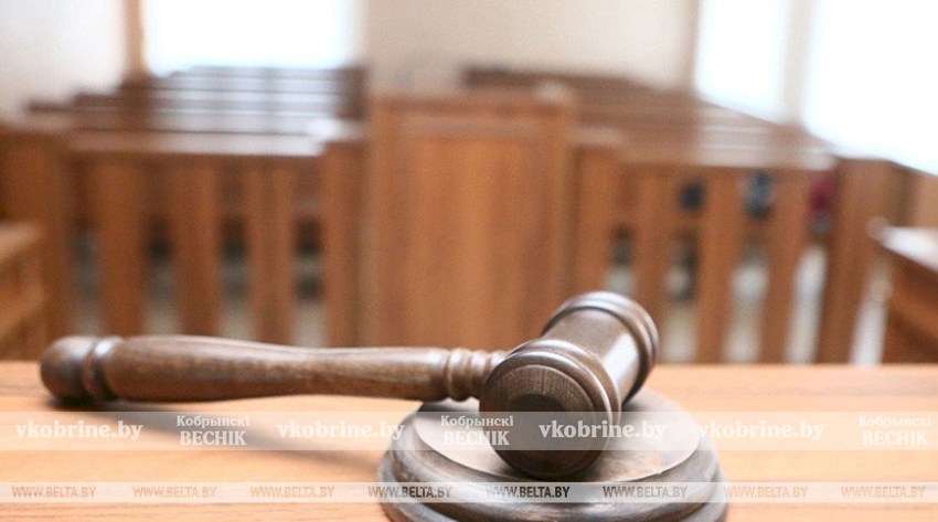 Были нетрезвыми и без шлемов. Суд в Кобрине вынес приговор мотоциклисту за ДТП с пострадавшим