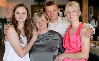 С песней по жизни - культорганизатор Тевельского клуба Валентина Полешко создает уникальные фотозоны и интересные мероприятия  