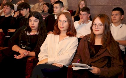 «Мы нуждаемся в притоке молодых кадров» - в Кобрине в детской школе искусств прошло районное профориентационное мероприятие