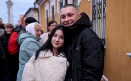 Служите достойно, кобринчане - призывники отправились к месту службы