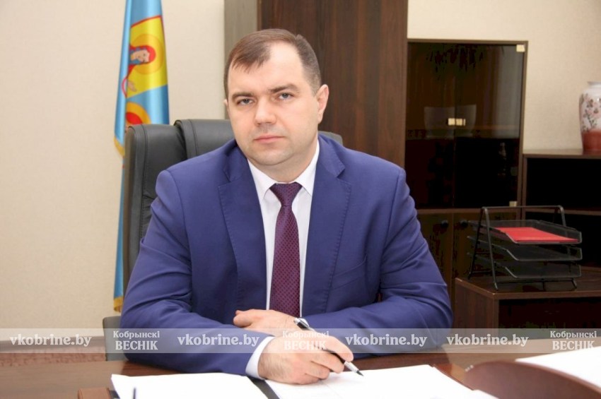 Медалью «За трудовые заслуги» удостоен директор Кобринского маслодельно-сыродельного завода Руслан Чиботарь