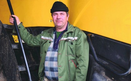 Механизатор ОАО «Покровский» Валентин Марчук: «Качественные корма – основа эффективного животноводства»