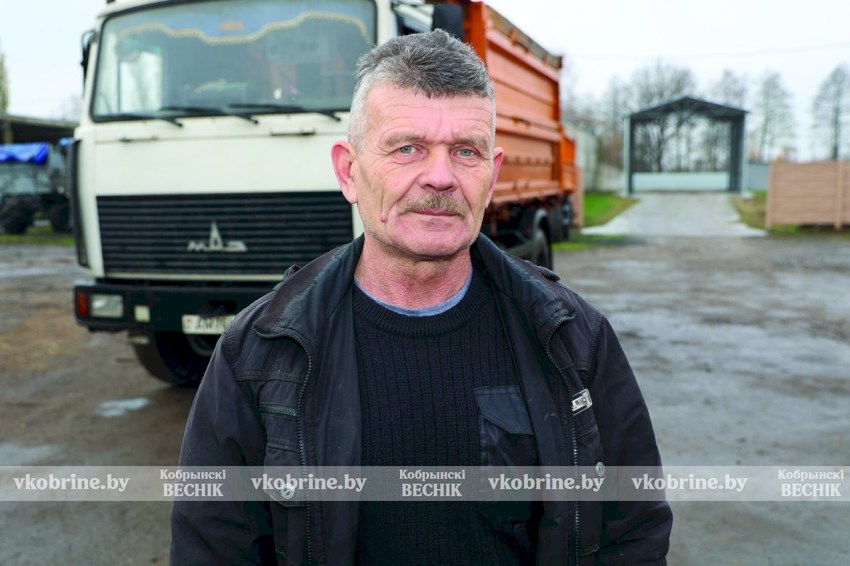 Водитель ОАО «Покровский» Николай Демянчук: «Руль - дело привычное, остается только трудиться»