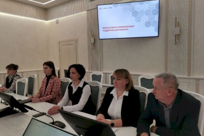 «Новации в помощь бизнесу»: в Кобрине обсудили актуальные вопросы поддержки предпринимательства