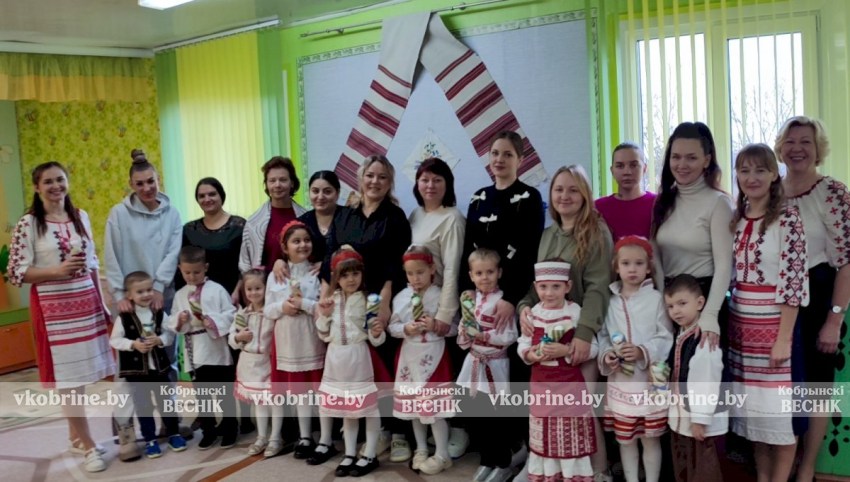 С любовью к Беларуси с первых шагов: как в Залесском детском саду знакомят с богатой культурой и историей Родины