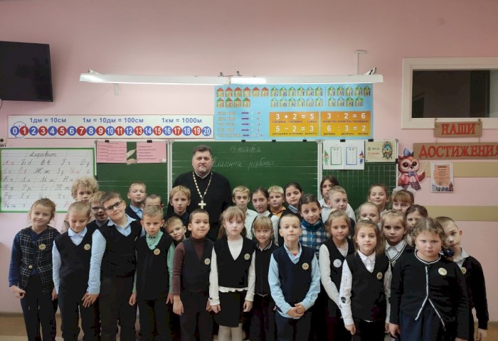 Борьба с буллингом: доверие, уважение, взаимопомощь. В Залесской средней школе поговорили о важном