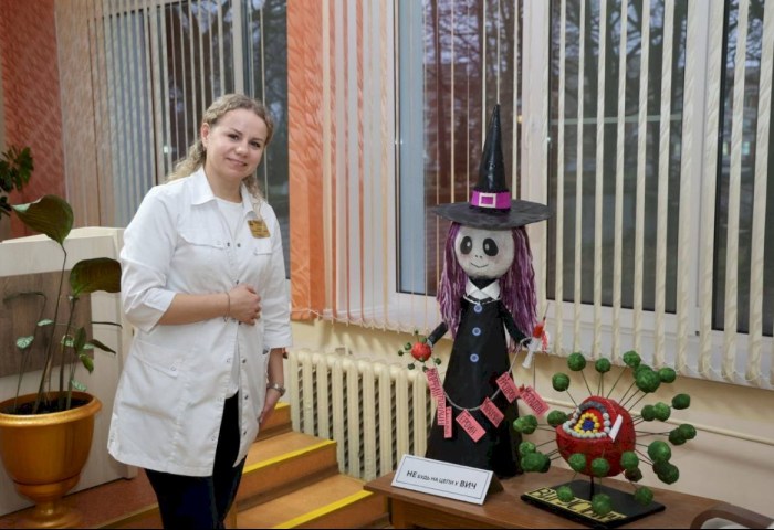 Знать, чтобы Жить - в Кобринской ЦРБ проходит смотр-конкурс творческих работ под девизом «Остановим ВИЧ вместе!»