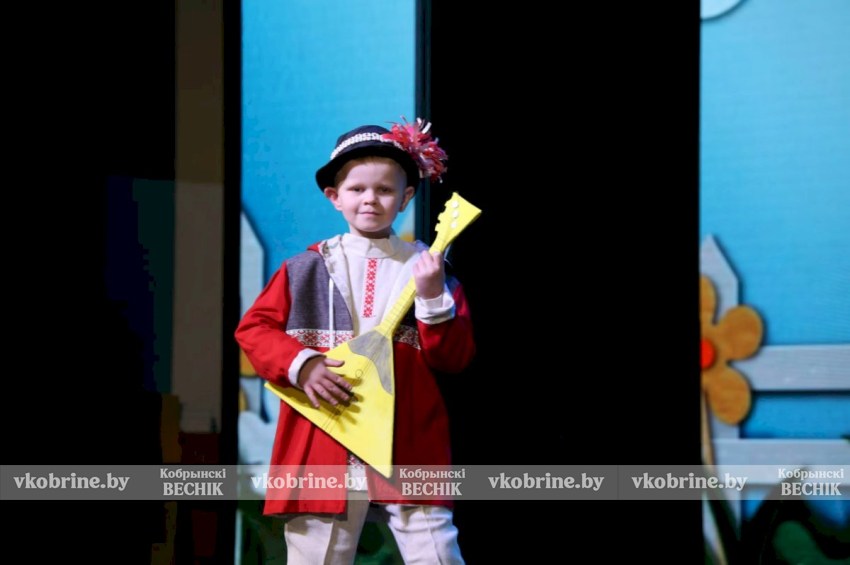 Не рядом, а вместе - праздник равных возможностей. На Кобринщине прошел 11 районный фестиваль инклюзивного творчества