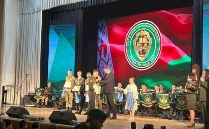 Наследники героев: как школьники Дивина чтят мужество защитников границ