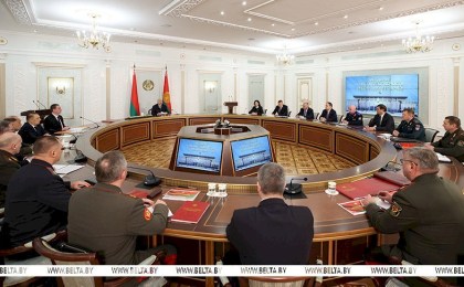 План обороны, американский трек и форпост в Африке. Итоги недели Президента