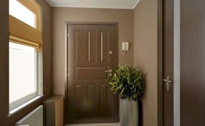 Как легально закрыть тамбур на замок? Есть два способа