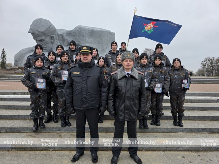 Воспитанники кобринского ВПК «Стражи» принесли клятву на верность Родине (ФОТО И ВИДЕО)