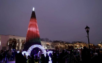 Смотрите как украсили Кобрин к Новому году! (ВИДЕО)